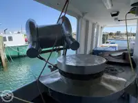 Ọkọ̀ tí ó mú ẹja pọ̀ fún tà