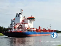 Ọkọ̀ tí ó mú epo / kemikali fún tà
