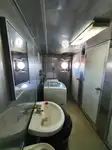Ọkọ̀ tí wọn fi maa ń gbé ohun èlò tí ó ní ìdáná fún tà