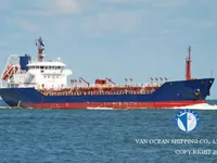 Ọkọ̀ tí ó mú epo / kemikali fún tà