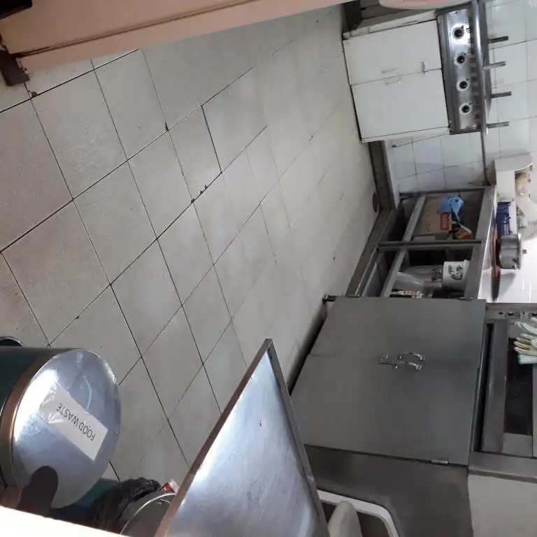 Ọkọ̀ tí ó ń gbé àwọn ohun fún tà