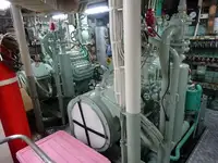 Ọkọ̀ tí ó mú ẹja pọ̀ fún tà
