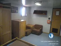Ọkọ̀ tí ó mú epo / kemikali fún tà