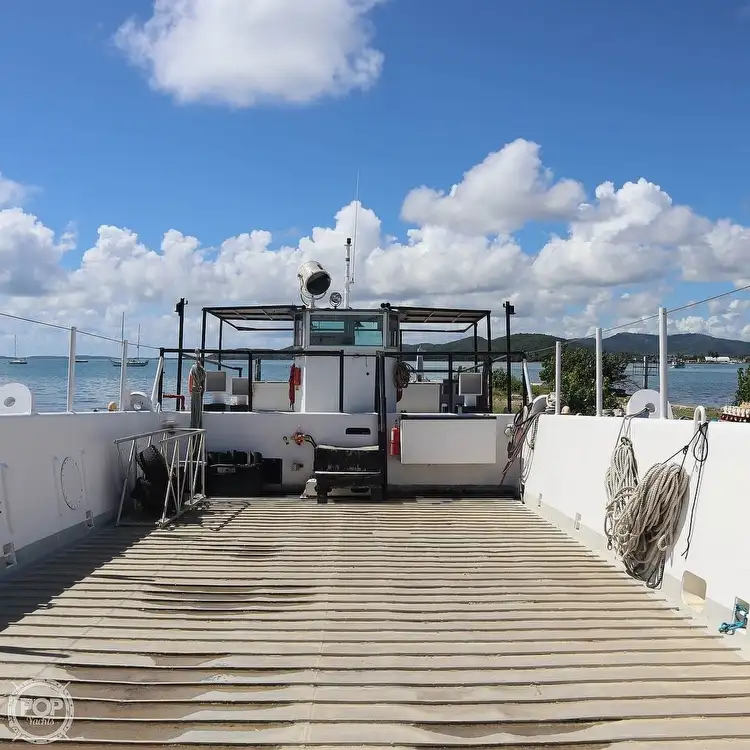 Ọkọ omi Landing, Tank fún tà