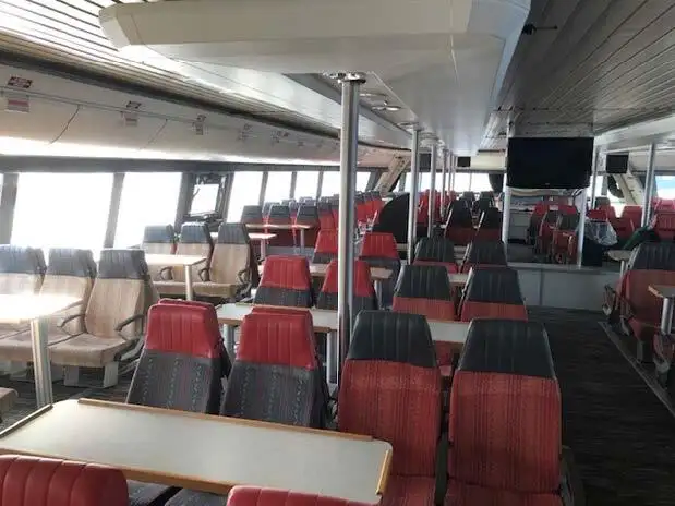 Catamaran fún tà