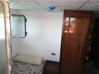Ọkọ omi ti o mu ọja fún tà