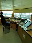 Ọkọ̀ ọpọlọpọ̀ ènìyàn fún tà
