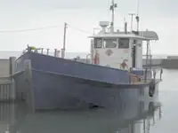 Ọkọ̀ tí ó mú epo / kemikali fún tà