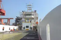 Ọkọ omi ti o mu ọja fún tà