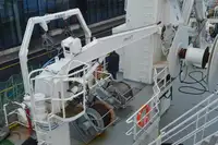 Ọkọ̀ ojú omi tí ó mú àwọn ìkọ́kọ̀ fún tà