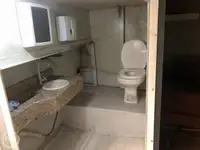 Ọkọ omi ti o mu ọja fún tà