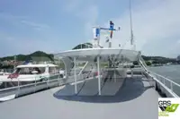 Ọkọ̀ ọpọlọpọ̀ ènìyàn fún tà