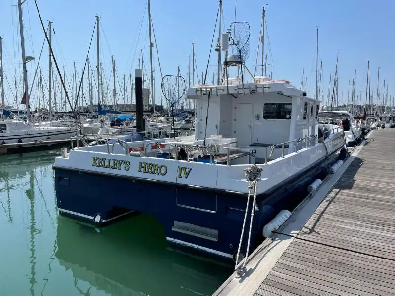 Catamaran fún tà