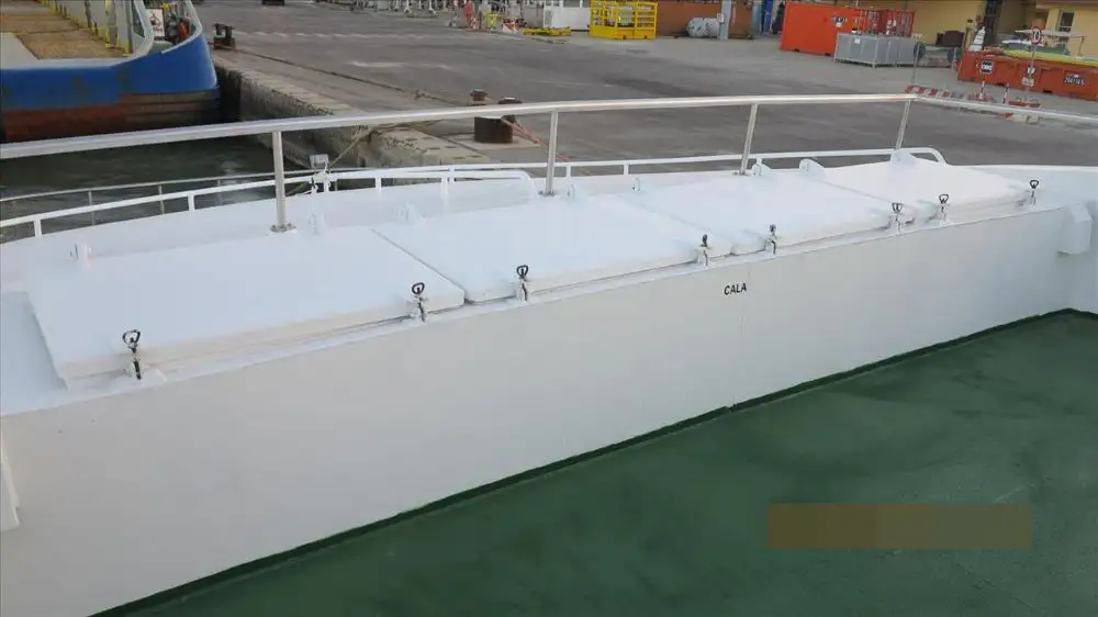 Catamaran fún tà