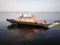 Ọkọ̀ ojú omi tí ó mú àwọn ìkọ́kọ̀ fún tà