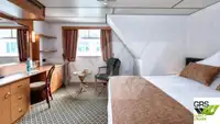 Ọkọ̀ ojú omi ìrìn-àjò fún tà