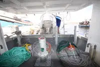 Ọkọ̀ ojú omi tí ó mú ìdọ̀tí fún tà
