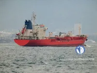 Ọkọ̀ tí ó mú epo / kemikali fún tà
