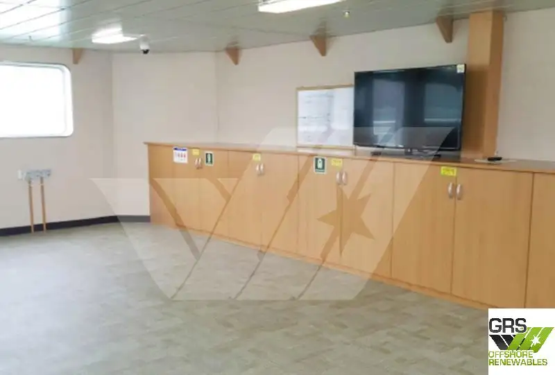 Ọkọ omi Landing, Tank fún tà