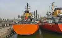 Ọkọ̀ tí ó mú epo / kemikali fún tà