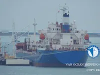 Ọkọ̀ tí ó mú epo / kemikali fún tà