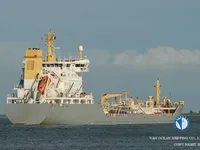 Ọkọ̀ tí ó mú epo / kemikali fún tà
