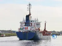 Ọkọ̀ tí ó mú epo / kemikali fún tà