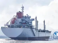 Ọkọ̀ tí wọn fi maa ń gbé ohun èlò tí ó ní ìdáná fún tà