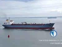 Ọkọ̀ tí ó mú epo / kemikali fún tà