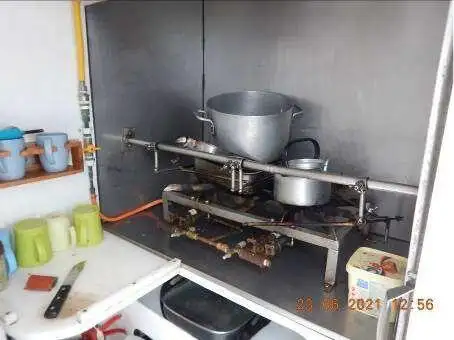 Ọkọ̀ tí ó mú ẹja fún tà