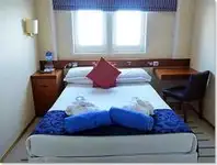 Ọkọ̀ ojú omi ìrìn-àjò fún tà