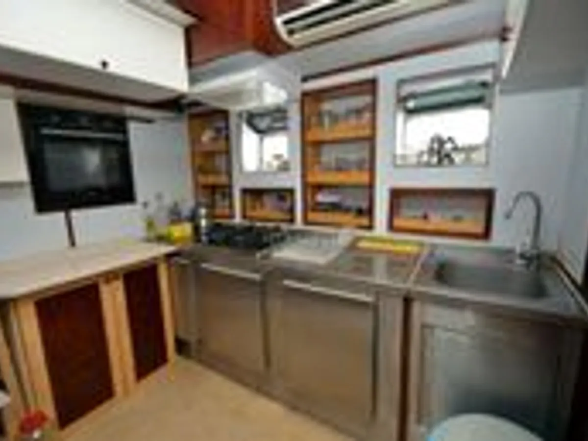 Yacht fún tà
