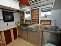 Yacht fún tà