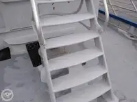 Ọkọ̀ ojú omi kékeré fún tà