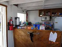 Ọkọ̀ ojú omi kékeré fún tà