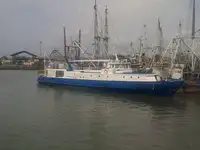 Ọkọ̀ ojú omi ìrìn-àjò fún tà