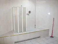 Ọkọ̀ fún tà