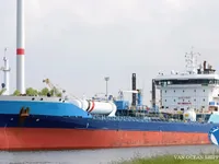 Ọkọ̀ tí ó mú epo / kemikali fún tà