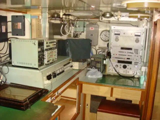 Ọkọ̀ tí ó mú ẹja pọ̀ fún tà
