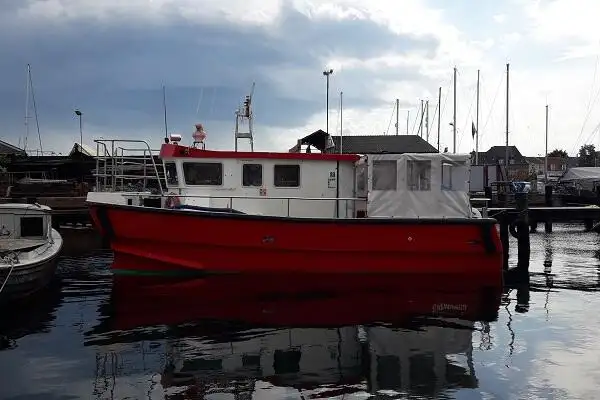 Catamaran fún tà