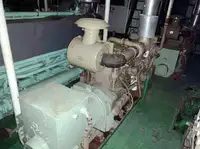 Ọkọ omi ti o mu ọja fún tà