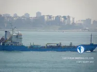 Ọkọ̀ tí ó mú epo / kemikali fún tà