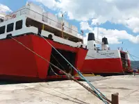 Ọkọ̀ tí wọn fi maa ń gbé ohun èlò tí ó ní ìdáná fún tà
