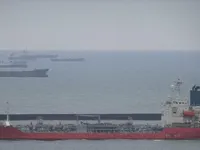 Ọkọ̀ tí ó mú epo / kemikali fún tà