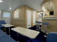 Ọkọ omi Hovercraft fún tà