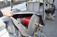 Ọkọ̀ tí ó mú ẹja pọ̀ fún tà