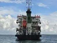 Ọkọ̀ tí ó mú epo / kemikali fún tà