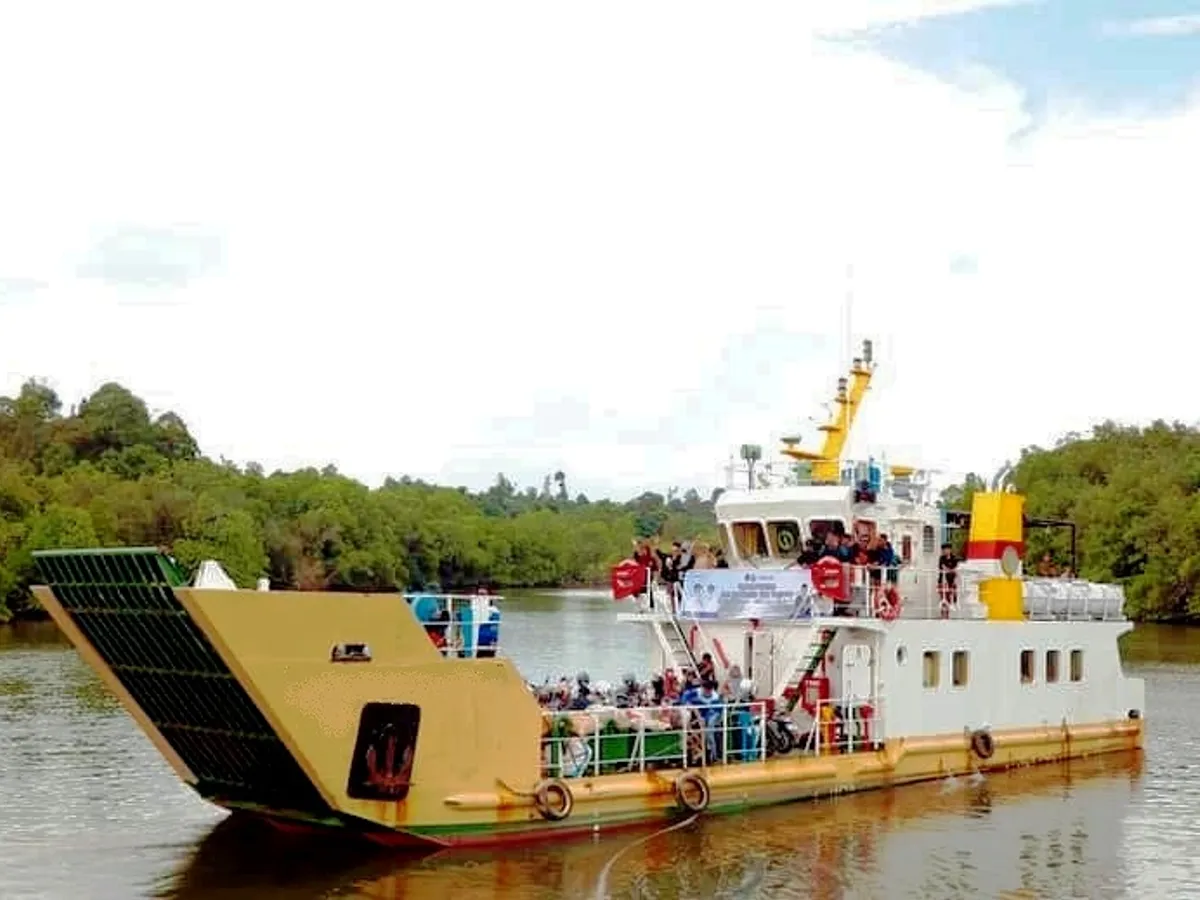 Ọkọ omi Landing, Tank fún tà