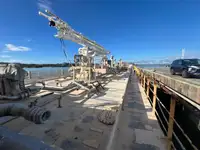 Ọkọ̀ tí ó mú epo / kemikali fún tà