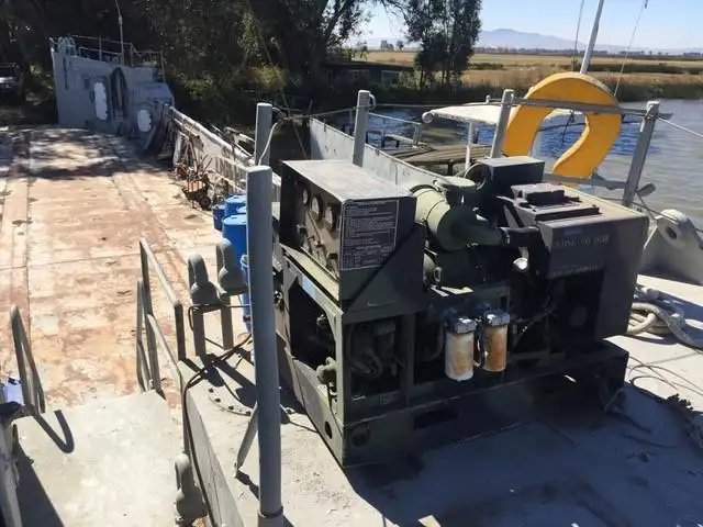 Ọkọ omi Landing, Tank fún tà